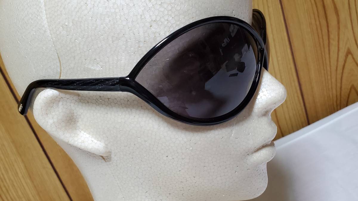 生産完了商品 正規レア トムフォード ゴールドメタリックサングラス黒