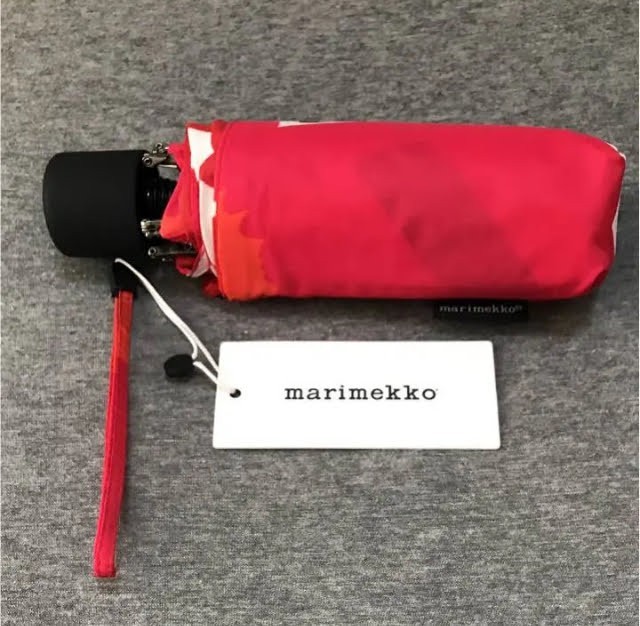 新品 未使用 折り畳み傘 マリメッコ ウニコ レッド