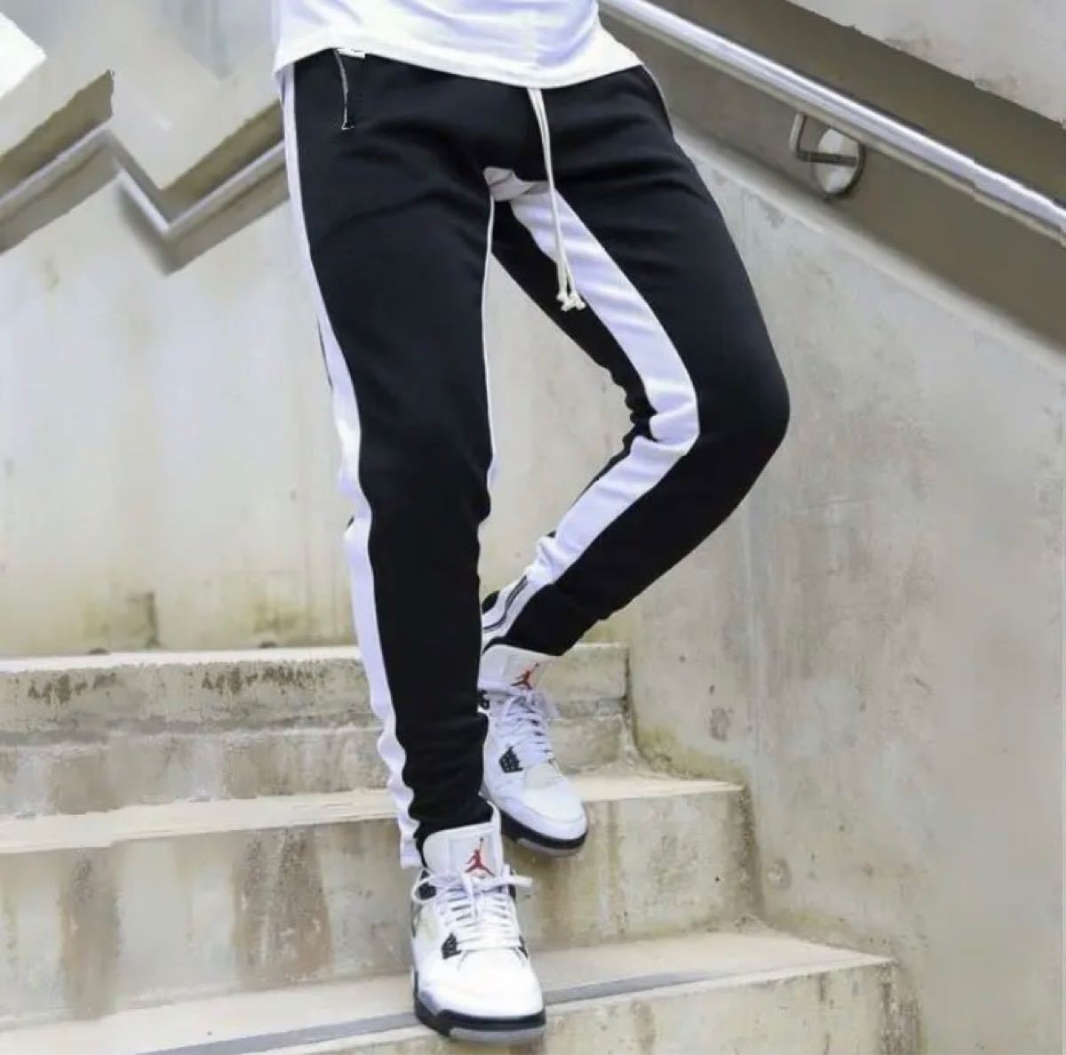 【大人気！】ジョガーパンツ サイドラインパンツ 韓国ファッションメンズ