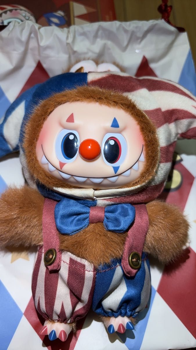 正規品】POPMART ラブブ WHY SO SERIOUS 「Juggling Clown