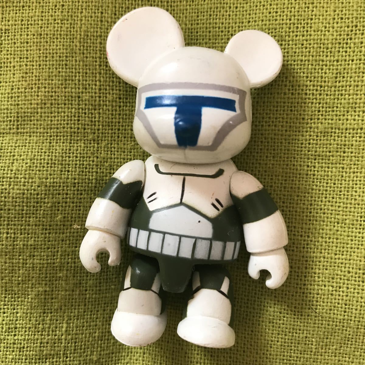 TOY2R figure Bearbrick 4