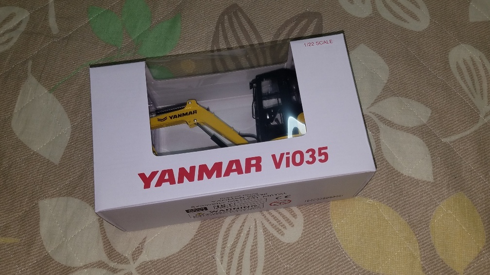 良質 非売品 YANMAR ヤンマー Vio35 ミニショベル 1/22スケールモデル