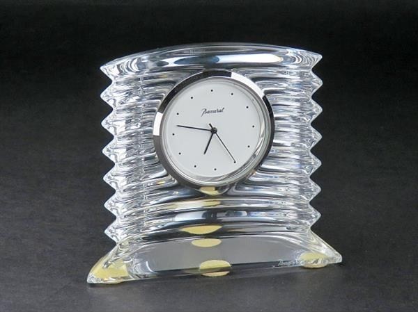 春のコレクション Baccarat(バカラ ) クオーツ　840557AB6324-222 置時計 クリスタル ラランド 一般