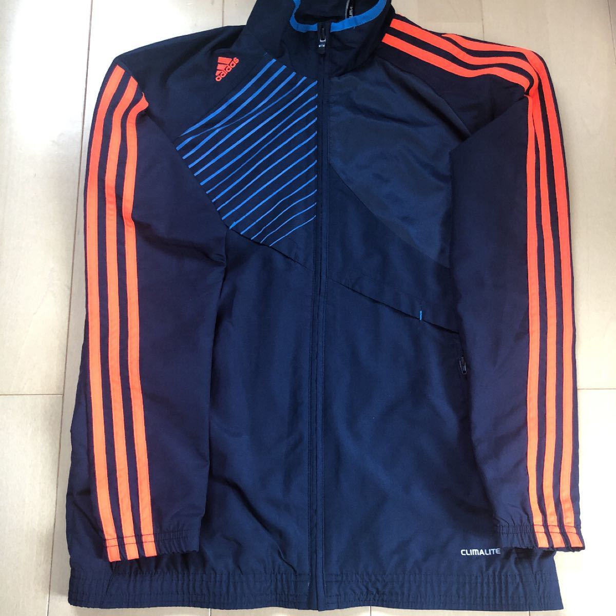 Paypayフリマ アディダス Adidas ジャージ ジャンバー 上着 シャカシャカ Paypayフリマ アディダス Adidas ジャージ ジャンバー 上着 シャカシャカ