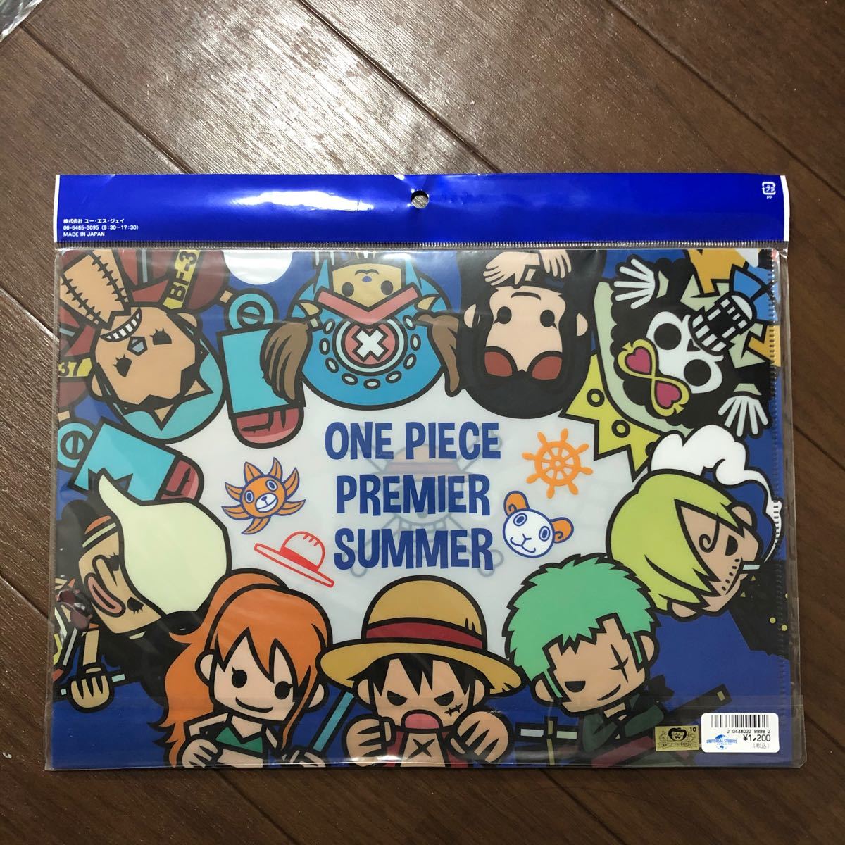 Paypayフリマ One Piece Usjグッズ クリアファイルセット のり付きメモセット 未開封