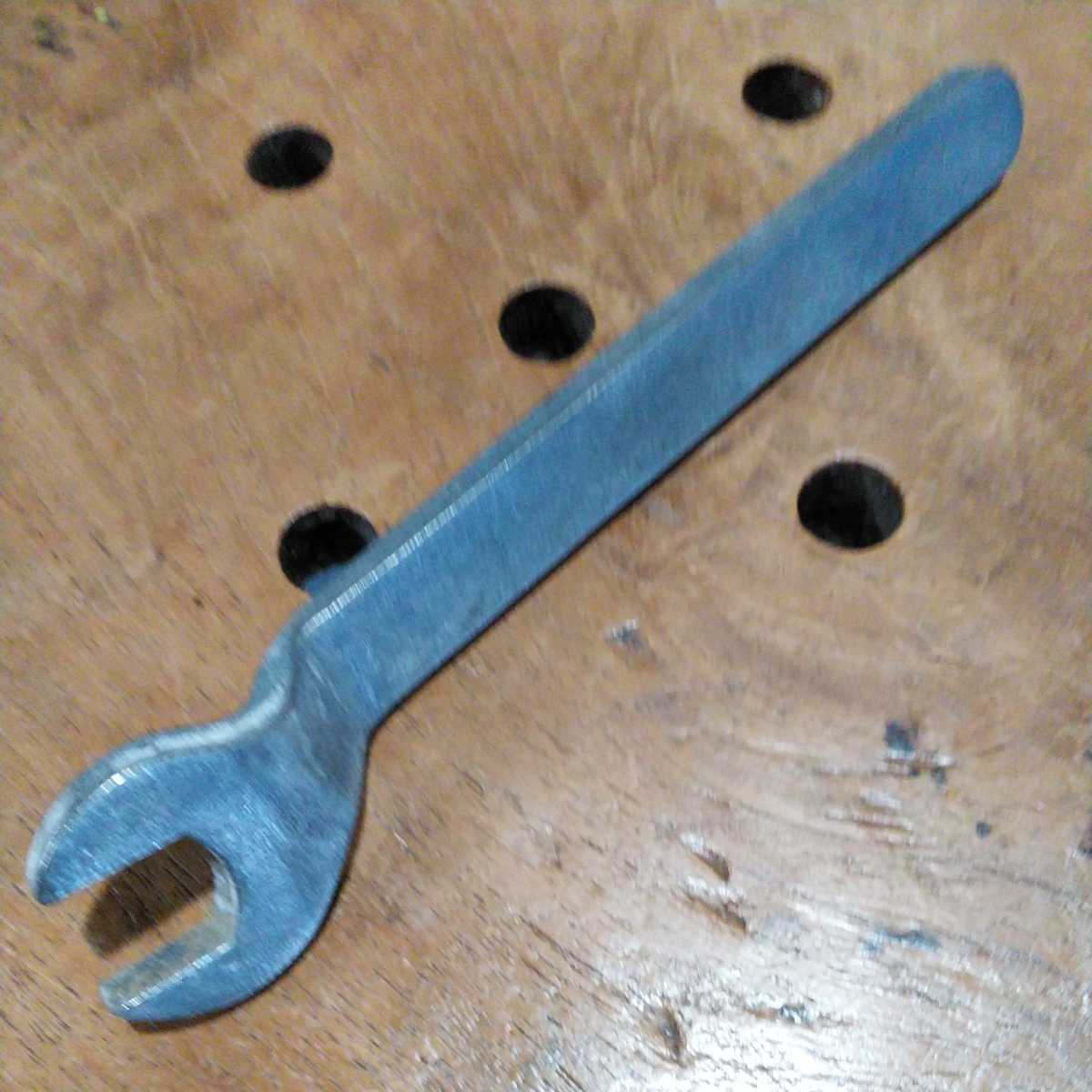  loaded tool maintenance for tool one-side . spanner spanner. size 14mm. total length 160.0mm. thickness 6.2mm. offset 13.0.. Manufacturers unknown 
