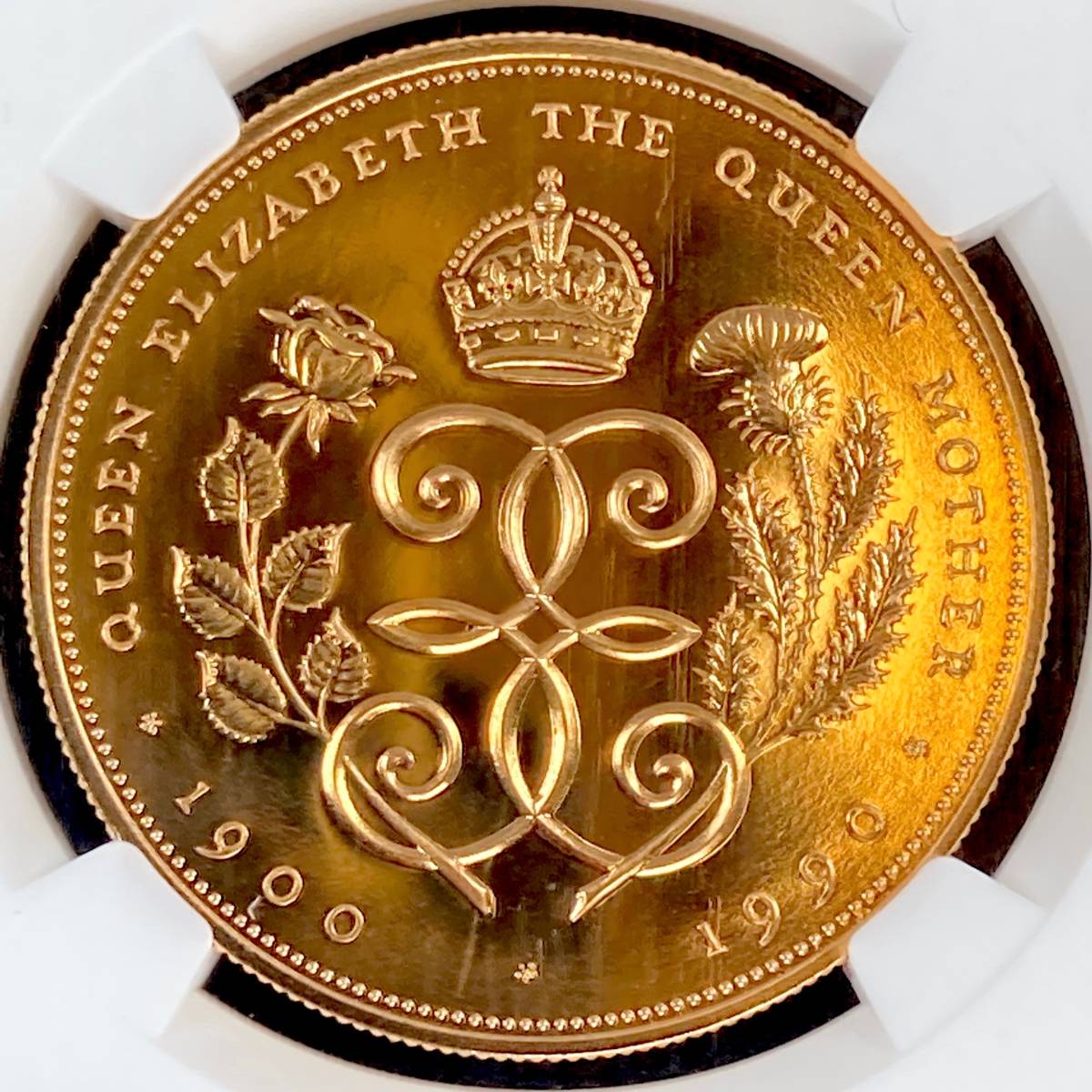 【皇太后生誕90年記念】1990年 イギリス 金貨 5ポンド NGC PF69UC 準最高鑑定 エリザベス アンティーク モダンコイン 英国 秀逸なデザインの画像5