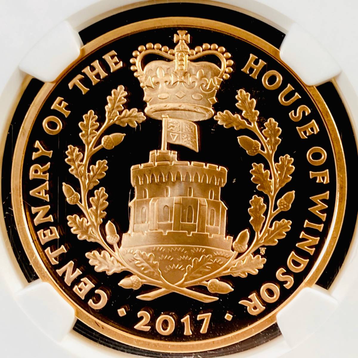 【鑑定4枚】2017年 イギリス ウィンザー朝 100周年 記念金貨 5ポンド 金貨 NGC PF69UC ER 投資 英国 アンティークコイン モダン 人気の画像1