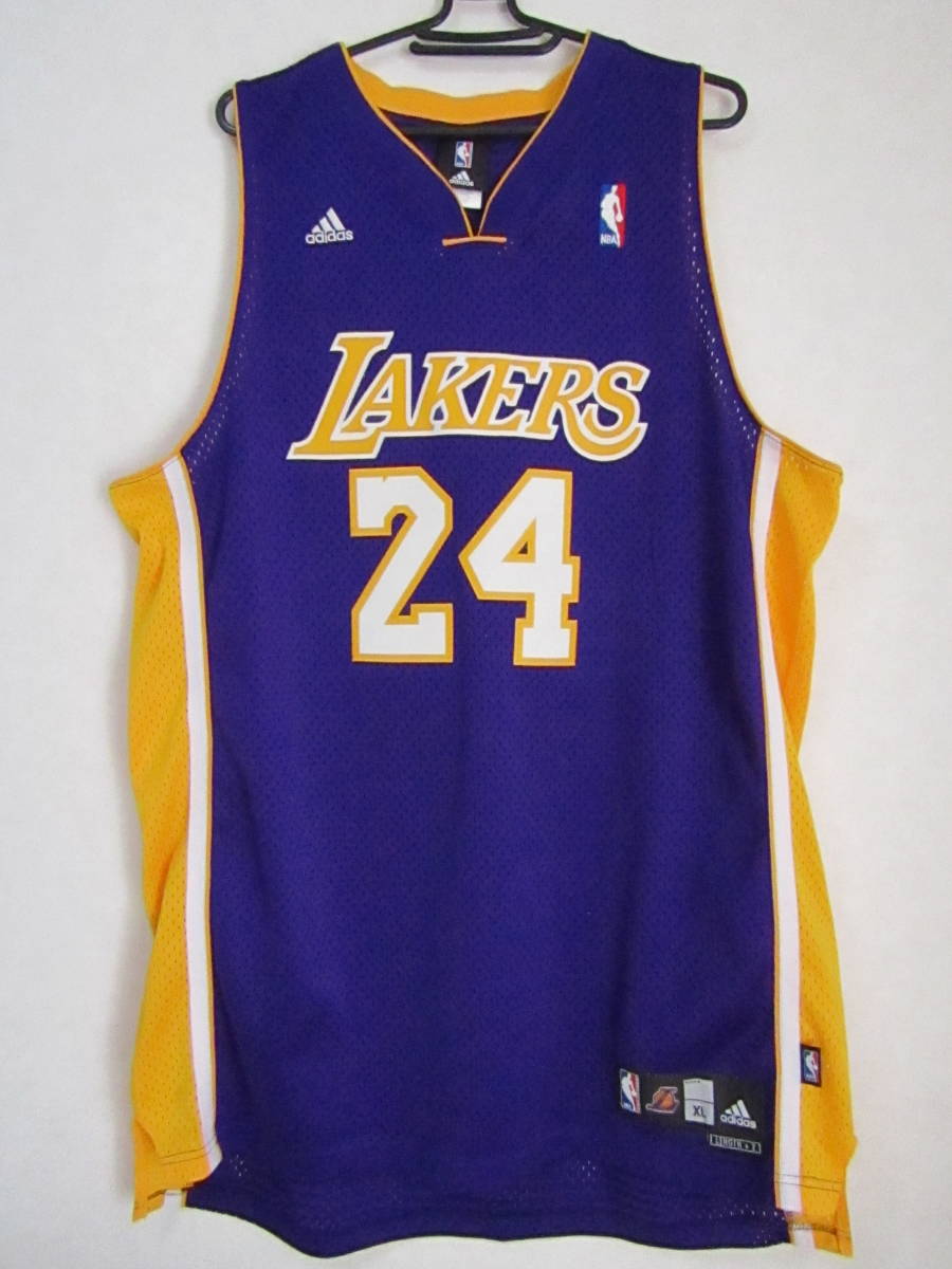 もらって嬉しい出産祝い ロサンゼルス・レイカーズ adidas製 LAKERS