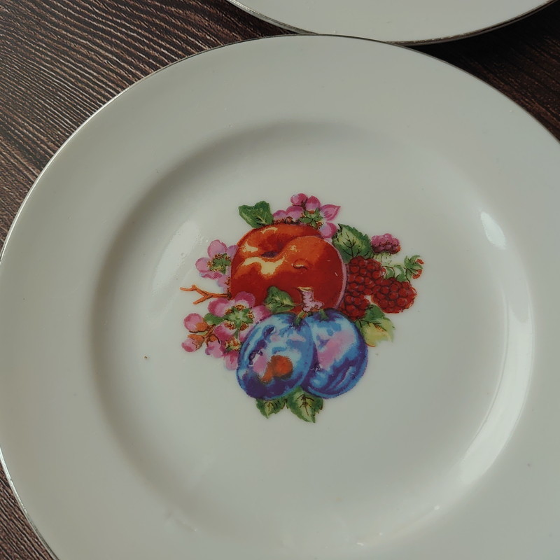  Taiwan retro * large same * flat plate cake plate fruit fruit pattern silver .* Taiwan tableware * Vintage 