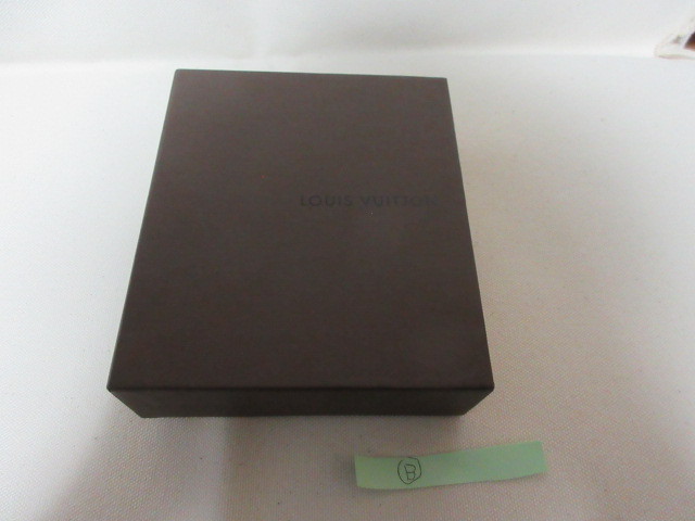 ルイ・ヴィトン Louis Vuitton 空き箱 ＜B＞ 128mm × 149mm × D43mm（中古）の画像2