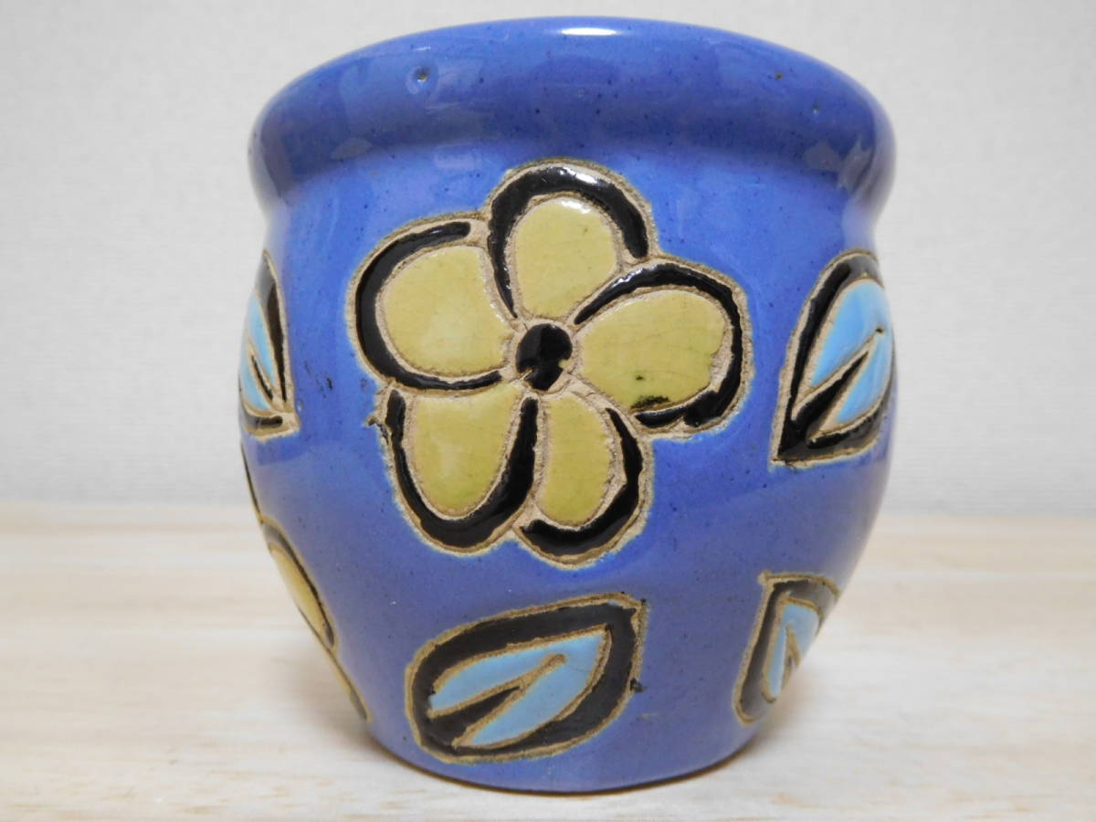 K71-12S 花器小　花瓶小　陶器　花柄　中古　高さ約9.2ｃｍ　（16）_画像3