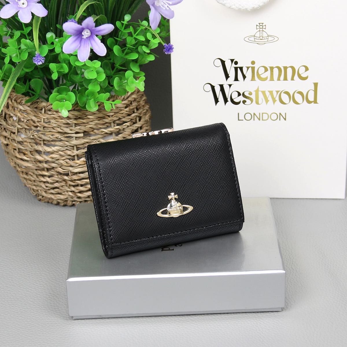 Vivienne Westwood ヴィヴィアンウエストウッド 三つ折り財布 ブラック