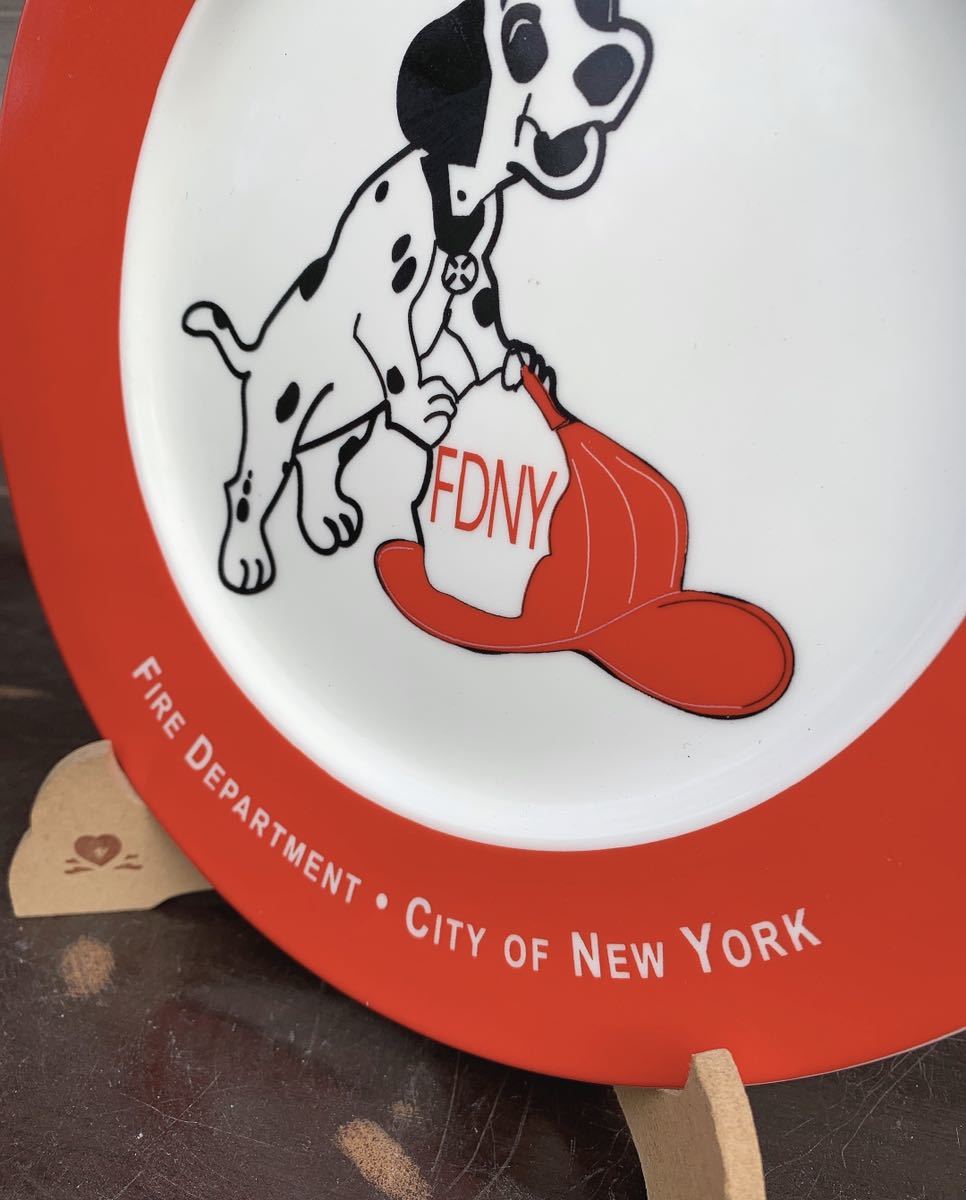 Paypayフリマ アメリカンな部屋 101匹わんちゃん 飾絵皿 Fire Department アメリカン ヴィンテージ インテリア装飾品 Paypayフリマ アメリカンな部屋 101匹わんちゃん 飾絵皿 Fire Department アメリカン ヴィンテージ インテリア装飾品