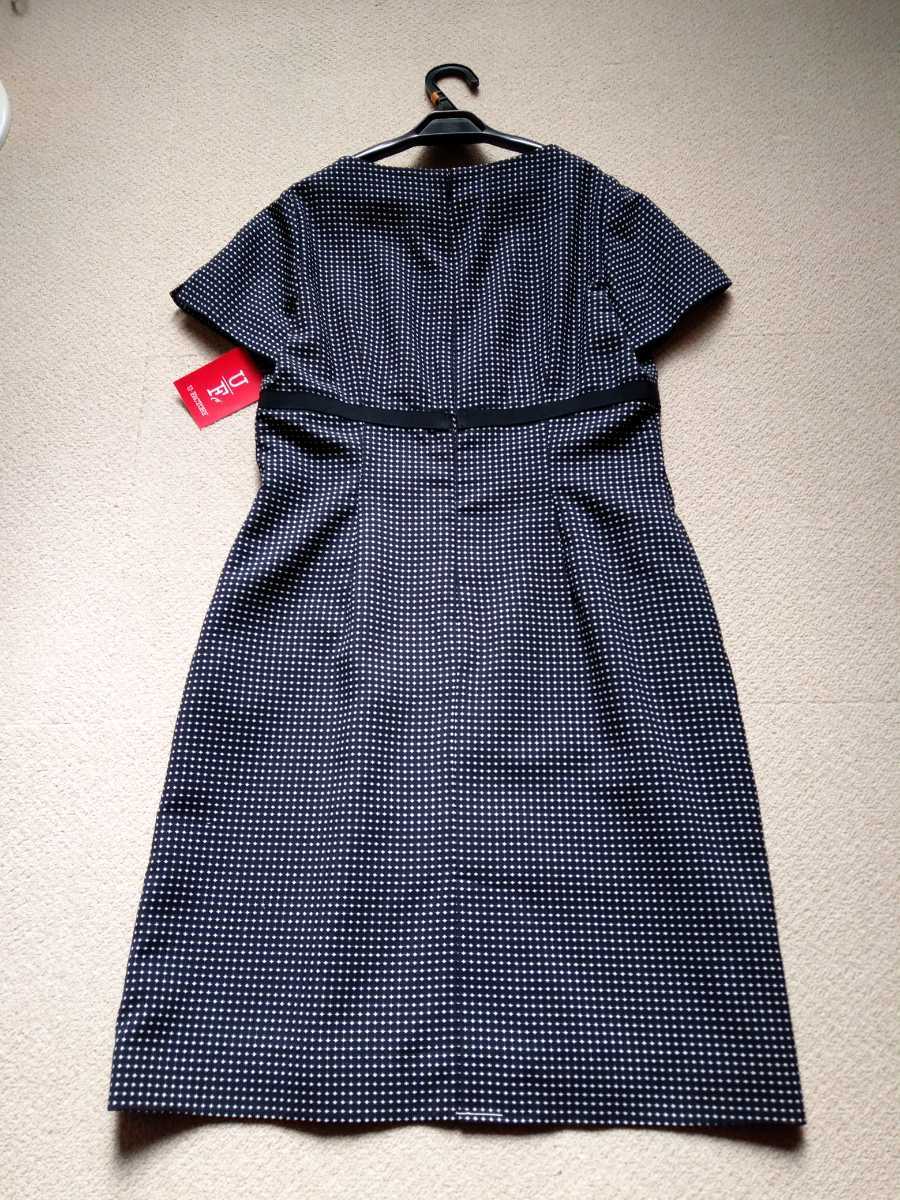 13号　半袖　ドット柄　ワンピース（株）チクマフォーマル　イベントコンパニオン　制服　受付　OL オフィス　日本製　新品　レディース