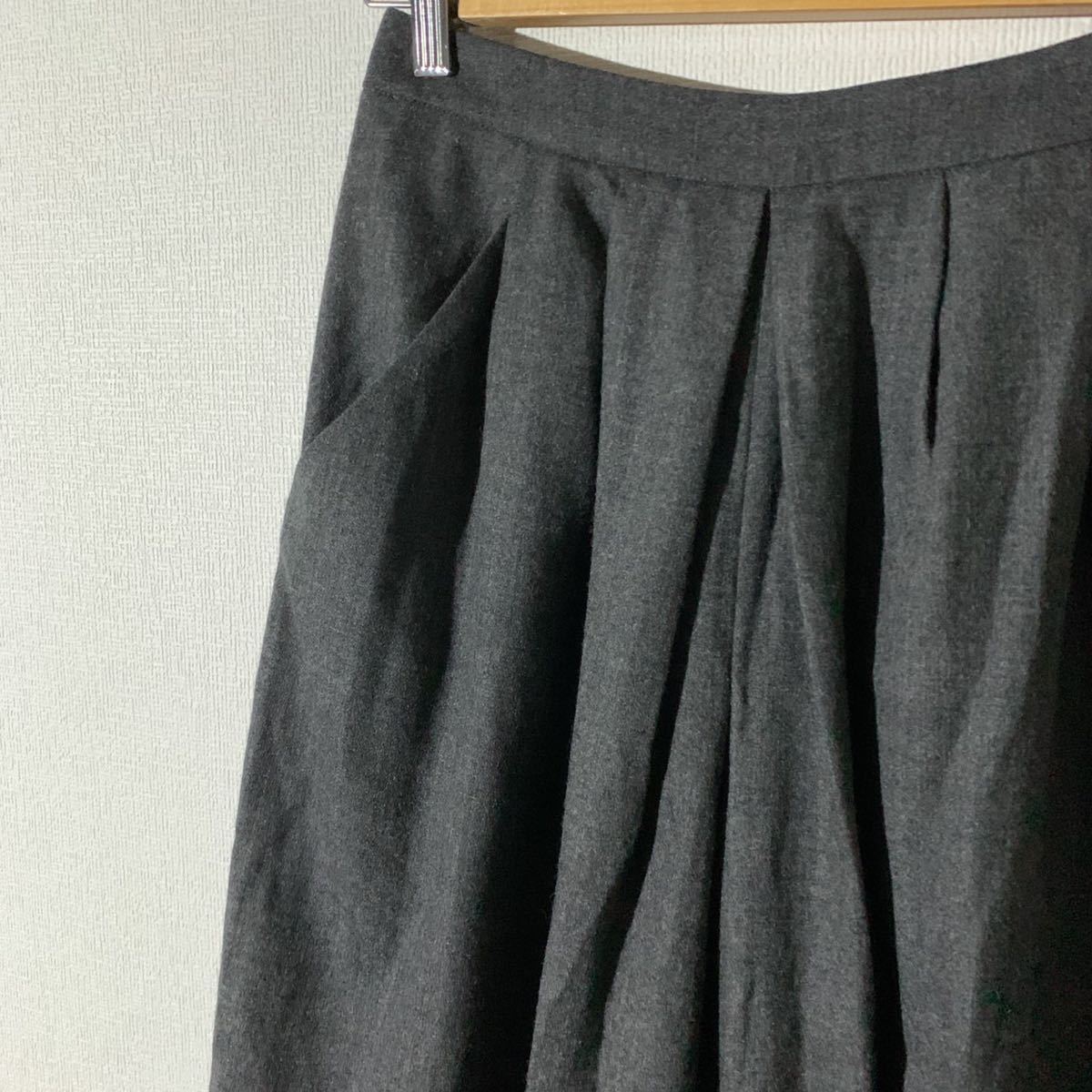 UNTITLED 7分丈ワイドパンツ 毛100% 日本製 サイズ2〈古着 美品 used〉ウール　アンタイトル ワールド　A62_画像3