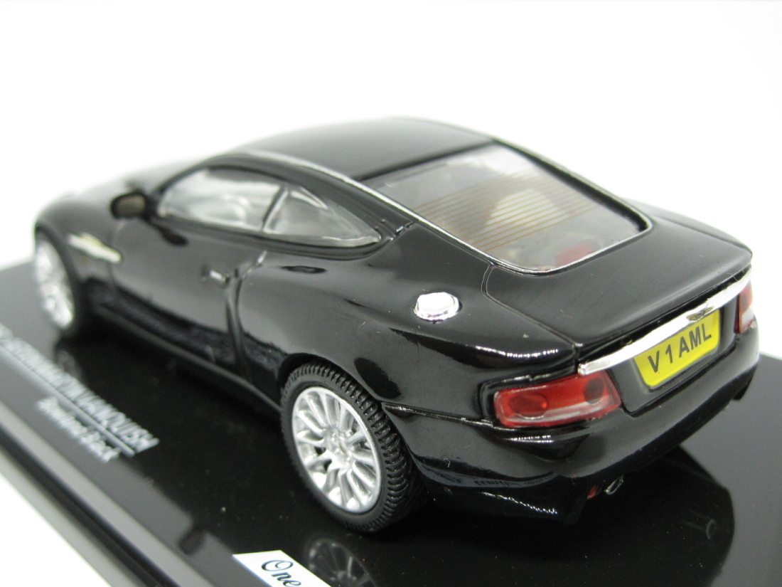 【気軽に楽しむ大人のインテリア】ASTON MARTIN VANQUISH/Black-1/43-思い出 夢 ノスタルジー 蘇る ☆未使用、未展示品☆即決有☆彡_画像4