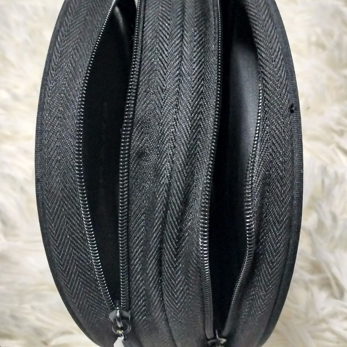 CHANEL シャネル 化粧ポーチ コスメポーチ ブラシ ミラー 未使用 黒 丸