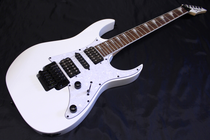 値下げしました。新品 Ibanez(アイバニーズ) / RG350DXZ WH エレキ