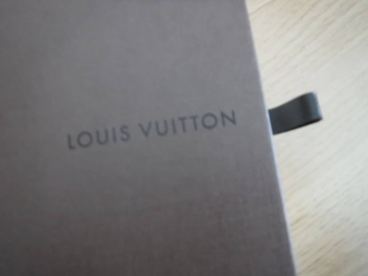 税不要特価 新品!LOUIS VUITTON ルイヴィトン 辞書型 財布ボックス 小物ケースに♪_画像2