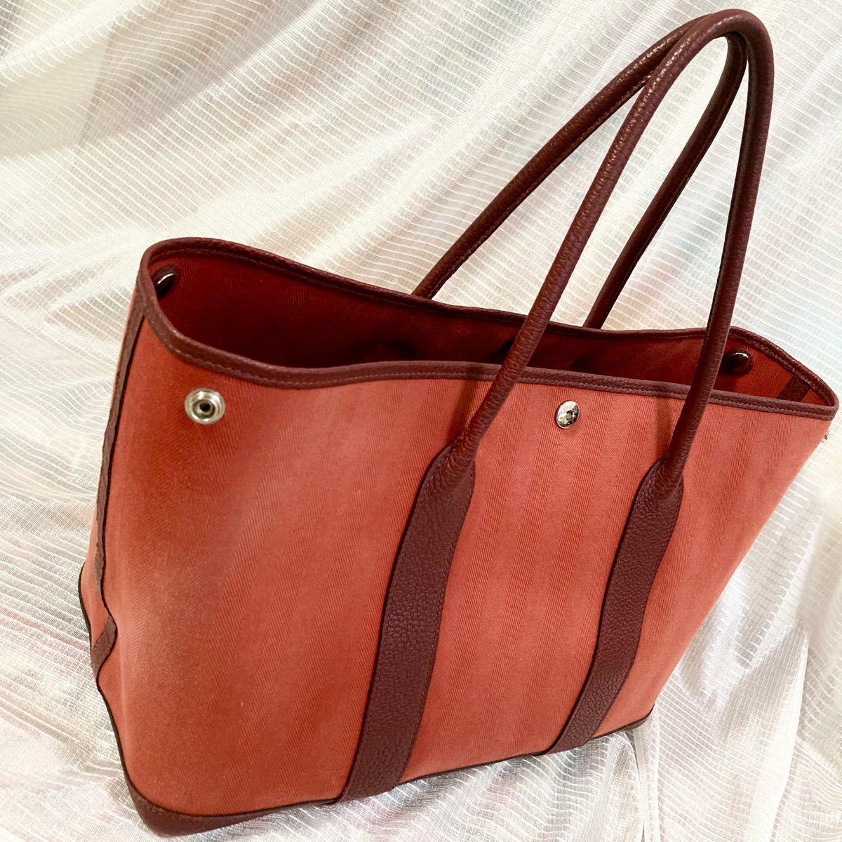 エルメス ガーデンパーティーPM トワルオフィシエxヴァッシュ エルメス ガーデンパーティーPM トワルオフィシエxヴァッシュ