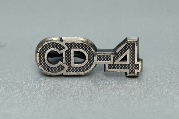 中古タイピン【日本ビクター】CD-4(Compatible Discrete 4 channel)*ノベルティー/販売促進品_画像1