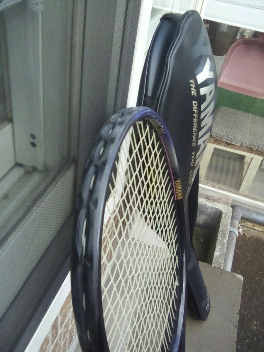 YAMAHA硬式テニスラケット