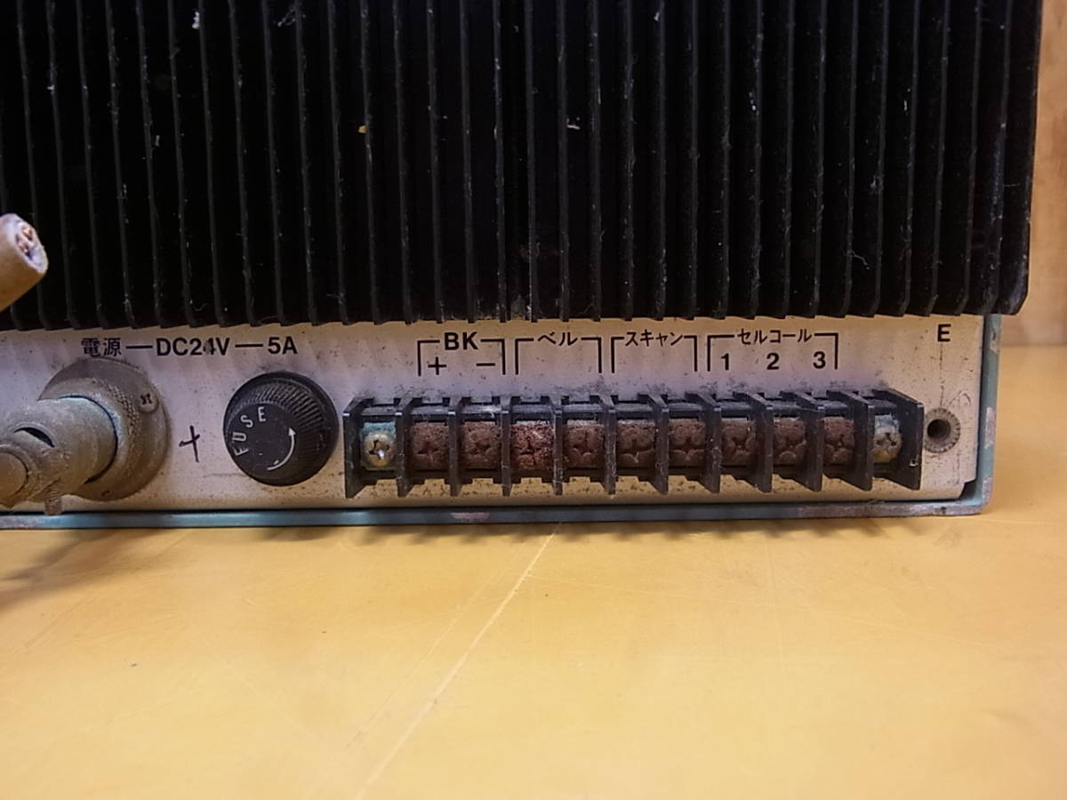 Yahoo!オークション - N/426 日本無線 船舶用無線機 40MHz DSB Yahoo!オークション - N/426 日本無線 船舶用無線機 40MHz DSB