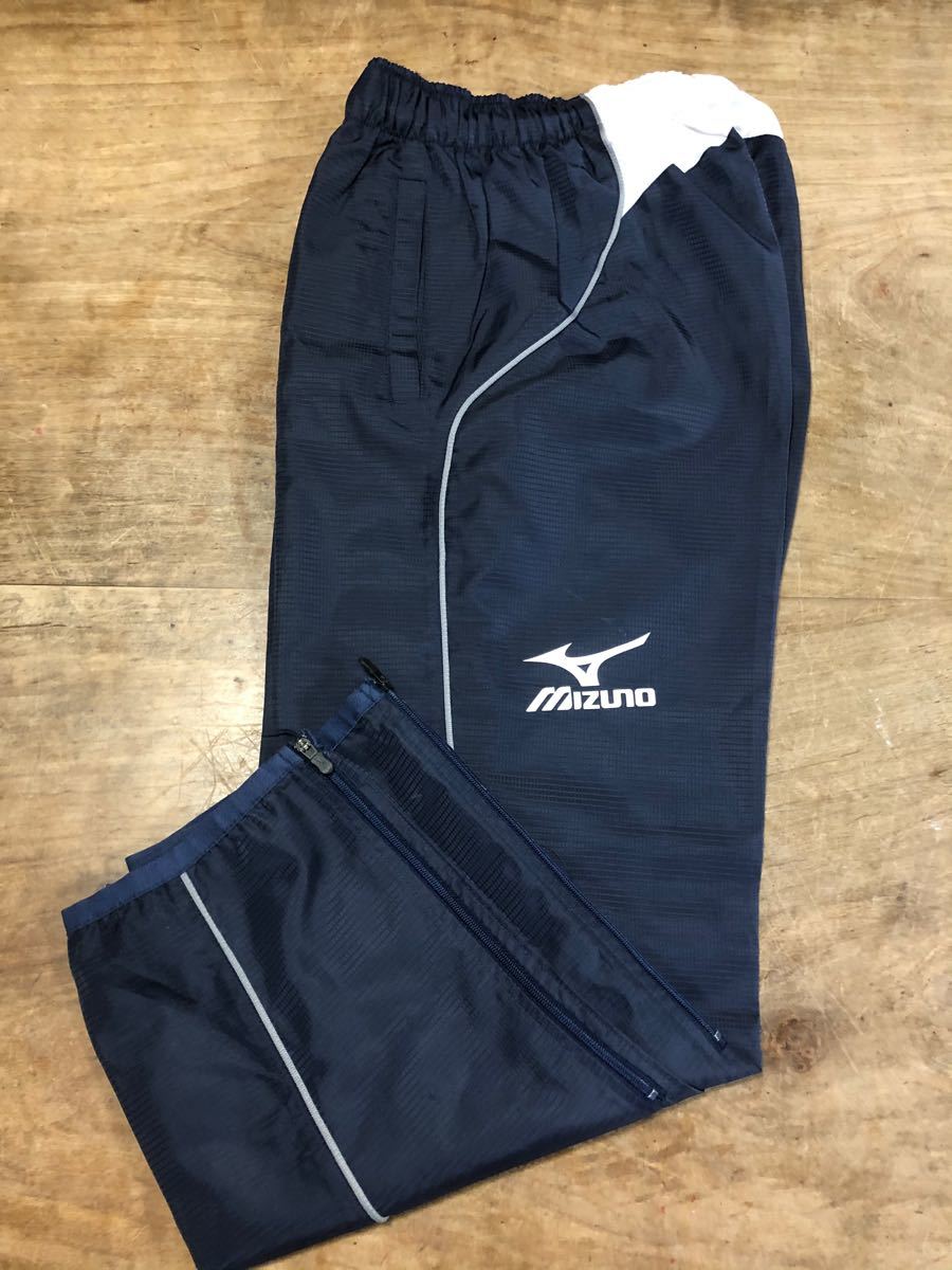 ミズノ MIZUNO 上下セット ピステ　シャカシャカ　スポーツウェア　140