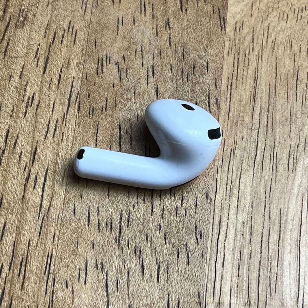 美品 AirPods 第4世代 右耳 A3050 右 エアーポッズ｜Yahoo!フリマ（旧