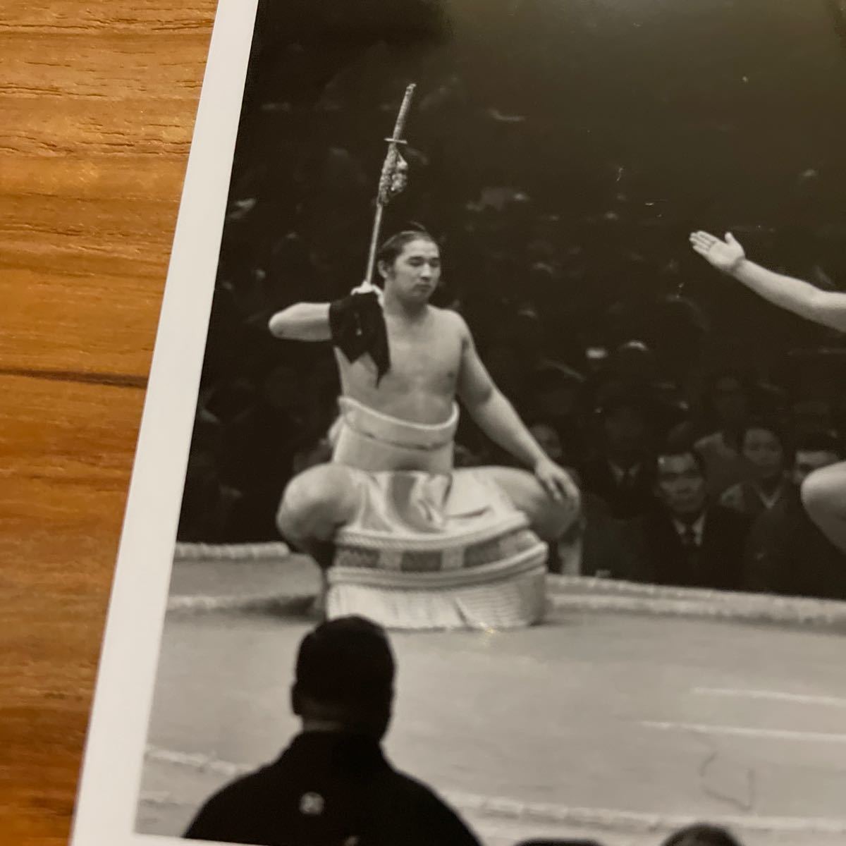 超希少　51代横綱　玉の海　若乃花　日本相撲協会 西日本新聞社写真部　手焼き 写真　相撲　昭和45年11月17日　記念　全国送料無料　No.10_画像2