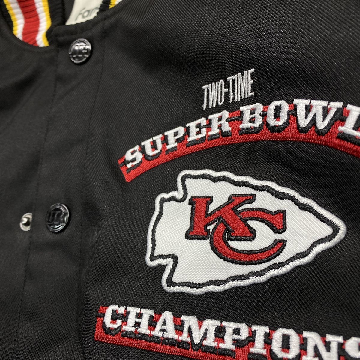 限定【S】 カンザスシティ KC チーフス Chiefs スーパーボウル チャンピオンズ スタジャン スタジアムジャンパー NFL アメフト USA正規品_画像8