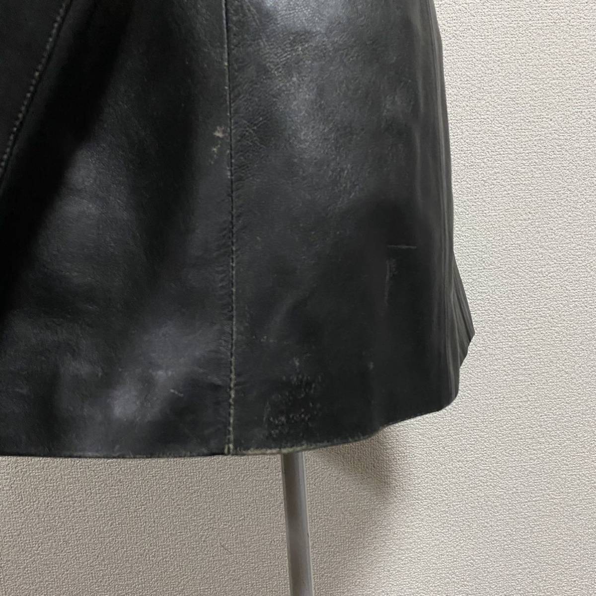 即納】 Jubien TOKYO FUR 羊革レザーコート ブラック L 本革 即納】 Jubien TOKYO FUR 羊革レザーコート ブラック L 本革