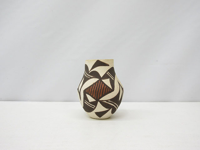 YC2868 ACOMA RLC 壺 陶芸土器 伝統工芸アート ネイティブアメリカン