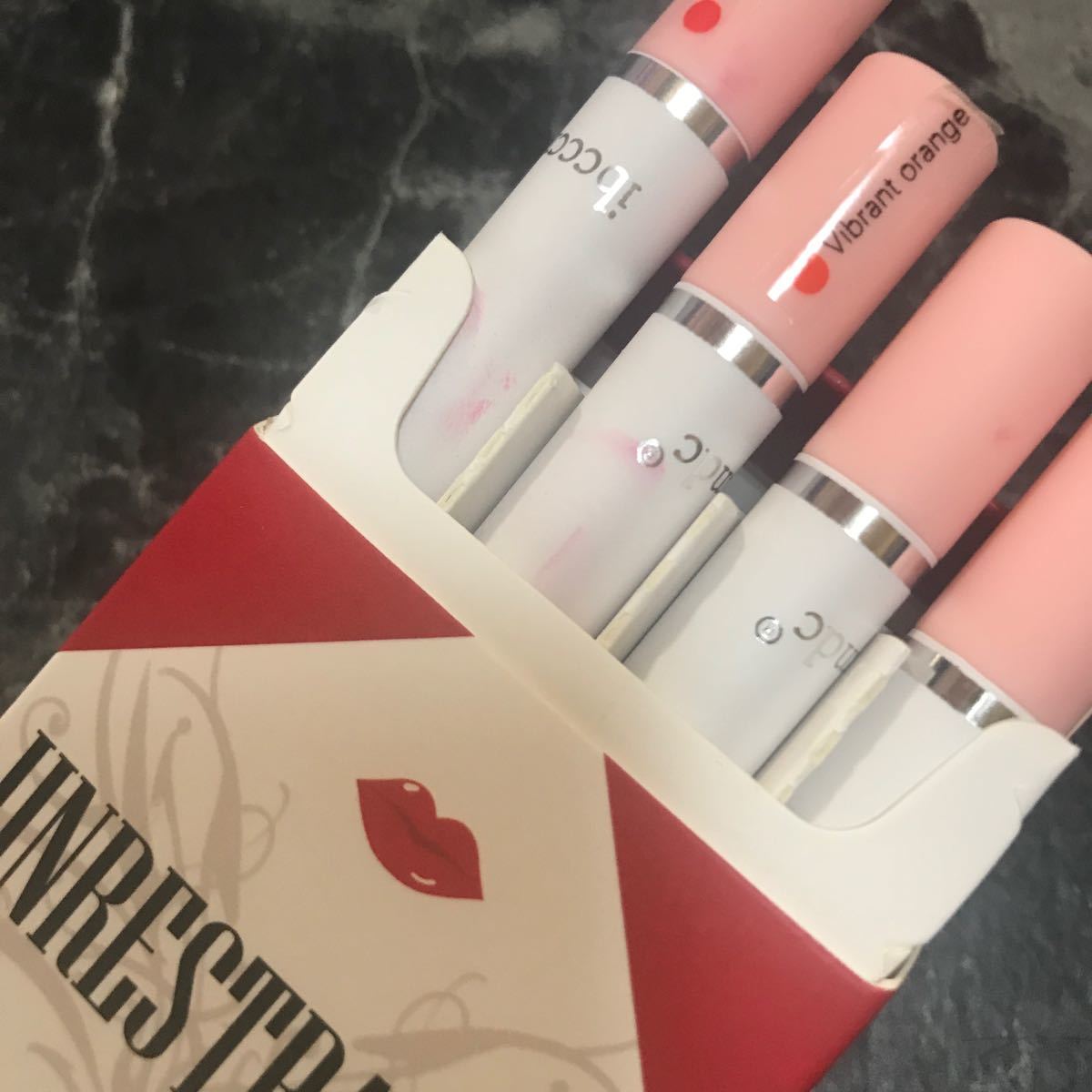 現品限り一斉値下げ!】 即購入禁止!インスタ映え♡ 特大 口紅型
