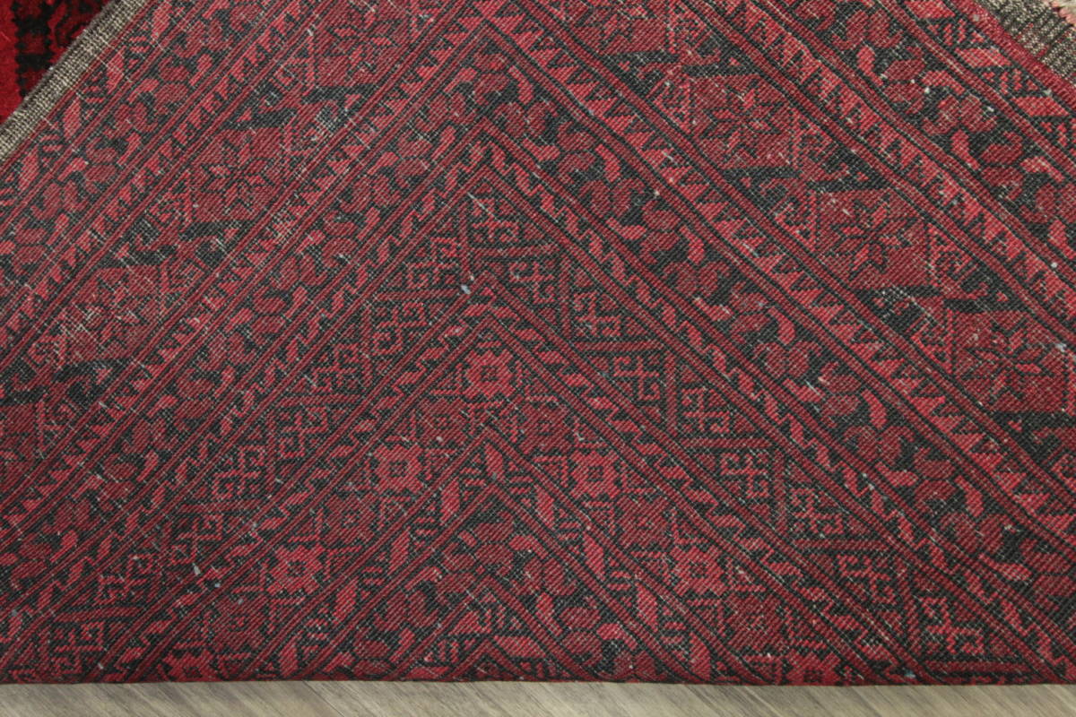 アンティークトルクメン絨毯　繊細なモチーフを重ねた美しいデザイン　オールド手織り絨毯　部族絨毯　ヴィンテージ　204x282cm　＃653_画像4