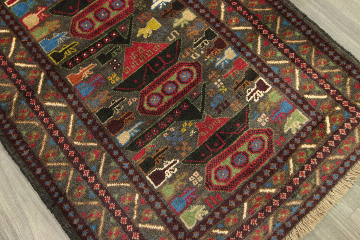 War Rug アフガニスタン ミリタリーデザイン 部族絨毯 トライバルラグ