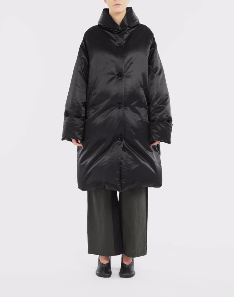 黒40新品60%of メゾンマルジェラ MM6 オーバーサイズ ダウンコート ジャケット 19AW 40 M Maison Margiela 6 レディース ブラック ブルゾン