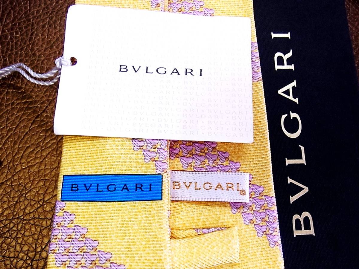 bvr4036♪良品♪【BVLGARI】ブルガリ【ハート ストライプ】 ネクタイ_画像3