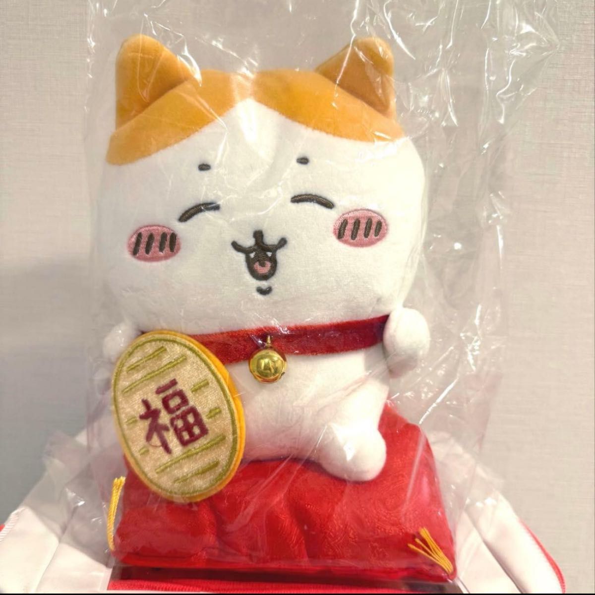 新品未開封タグ付き ちいかわ 招福 ハチワレぬいぐるみS 招き猫