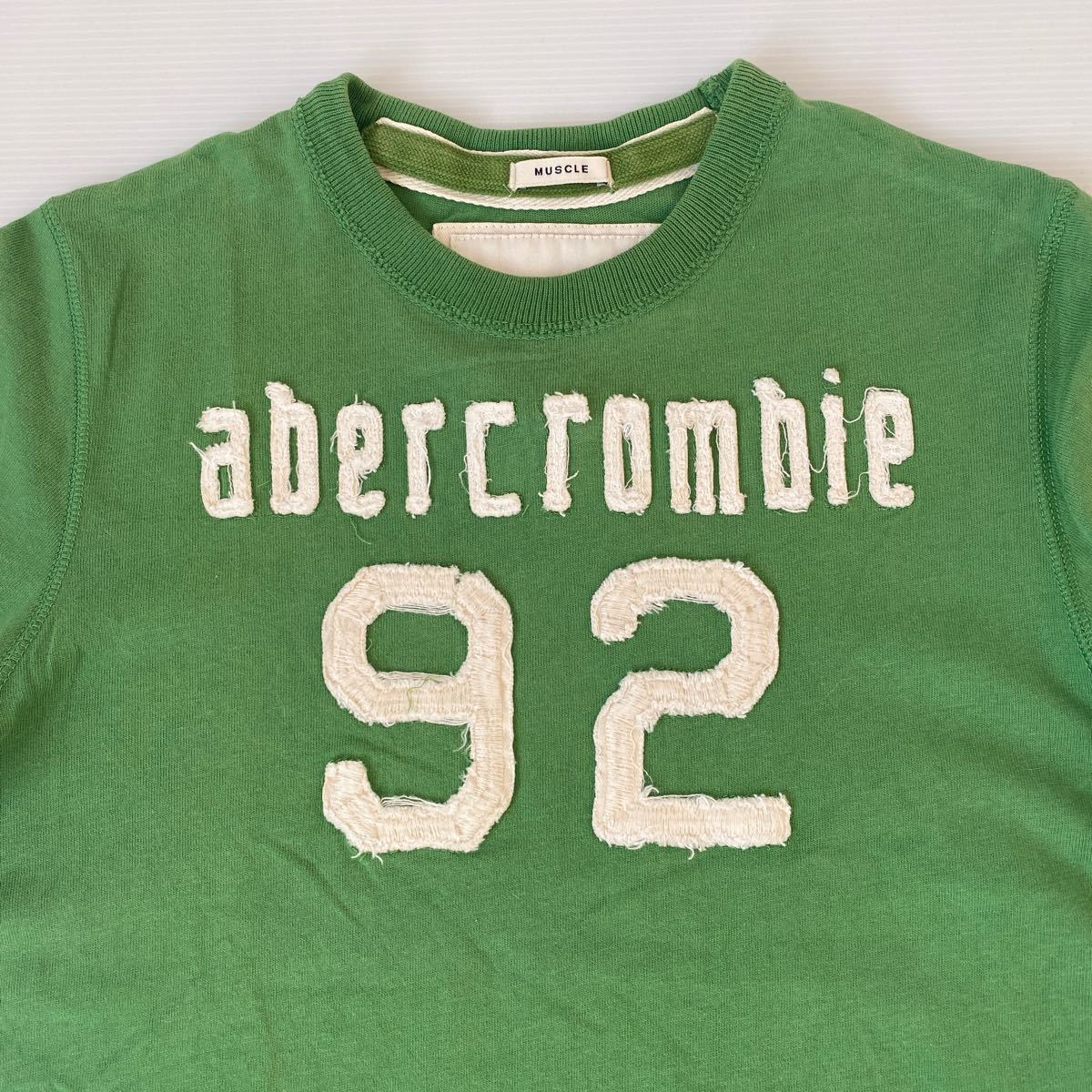 アバクロ Abercrombie & Fitch ボーイズTシャツL(メンズXXXS相当)1回着用 ロス購入 スクール系 ダメージユーズド加工女性OK ヴィンテージ