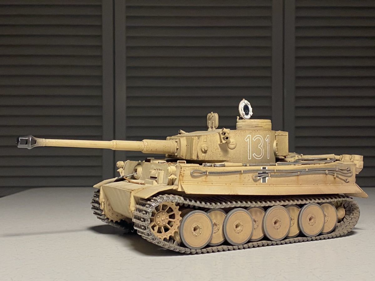 タミヤ 1/35 ドイツ重戦車 タイガーI 極初期生産型 完成品 ティーガー1 タイガー1