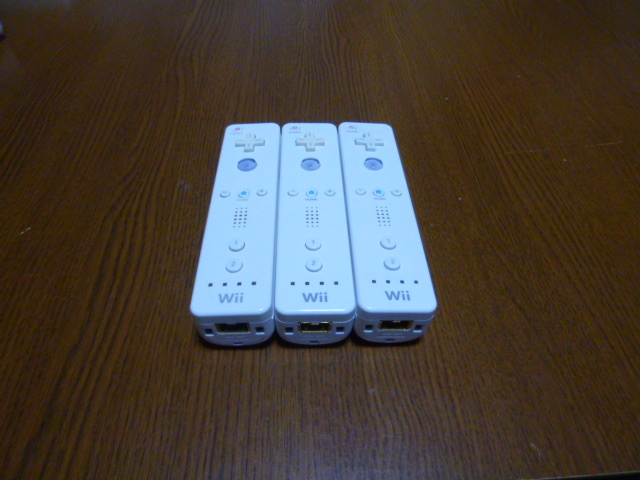 R093【送料無料】Wii リモコン 3個セット　ホワイト　（動作良好 クリーニング済）白 　NINTENDO　任天堂 純正 