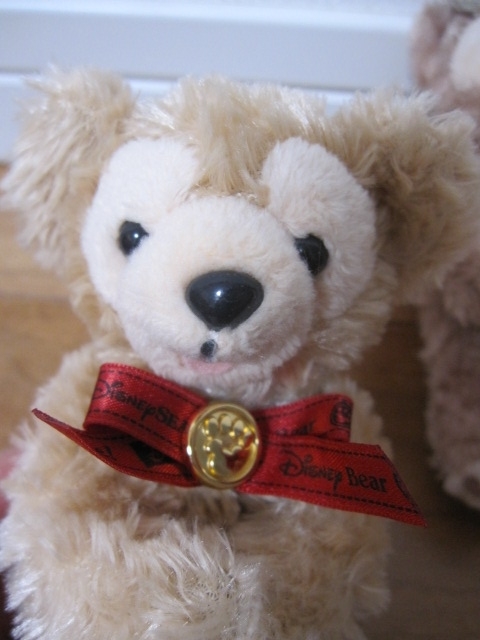  the first period * ultra rare * Duffy Disney Bear open mouse white tag red ribbon + Shellie May soft toy magnet # Disney si-TDS