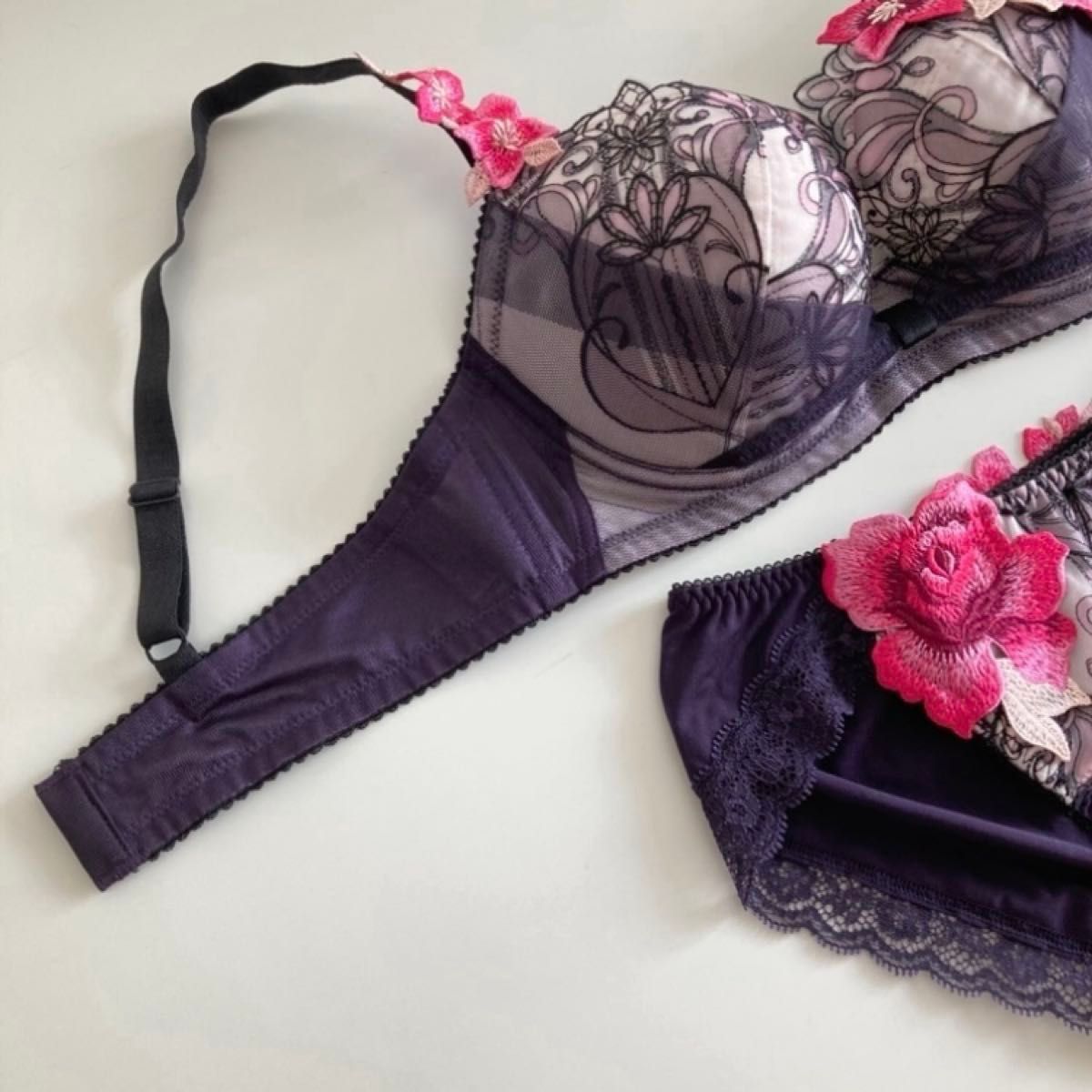 新品ワコールサルート 61 サイケデリック ブラジャー D75 ソングセット サルート 61 サイケデリック ブラ ソング セット G75 L 色ME - メルカリ