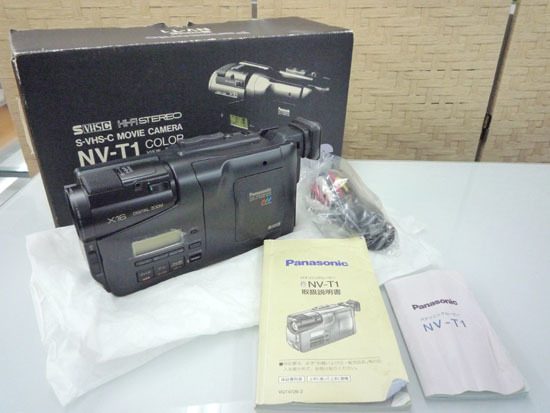 訳あり美品 Panasonic/パナソニック パナソニックムービー NV-T1 ビデオカメラ S-VHS-C MOVIE CAMERA 動作未確認 札幌市手稲区_画像1