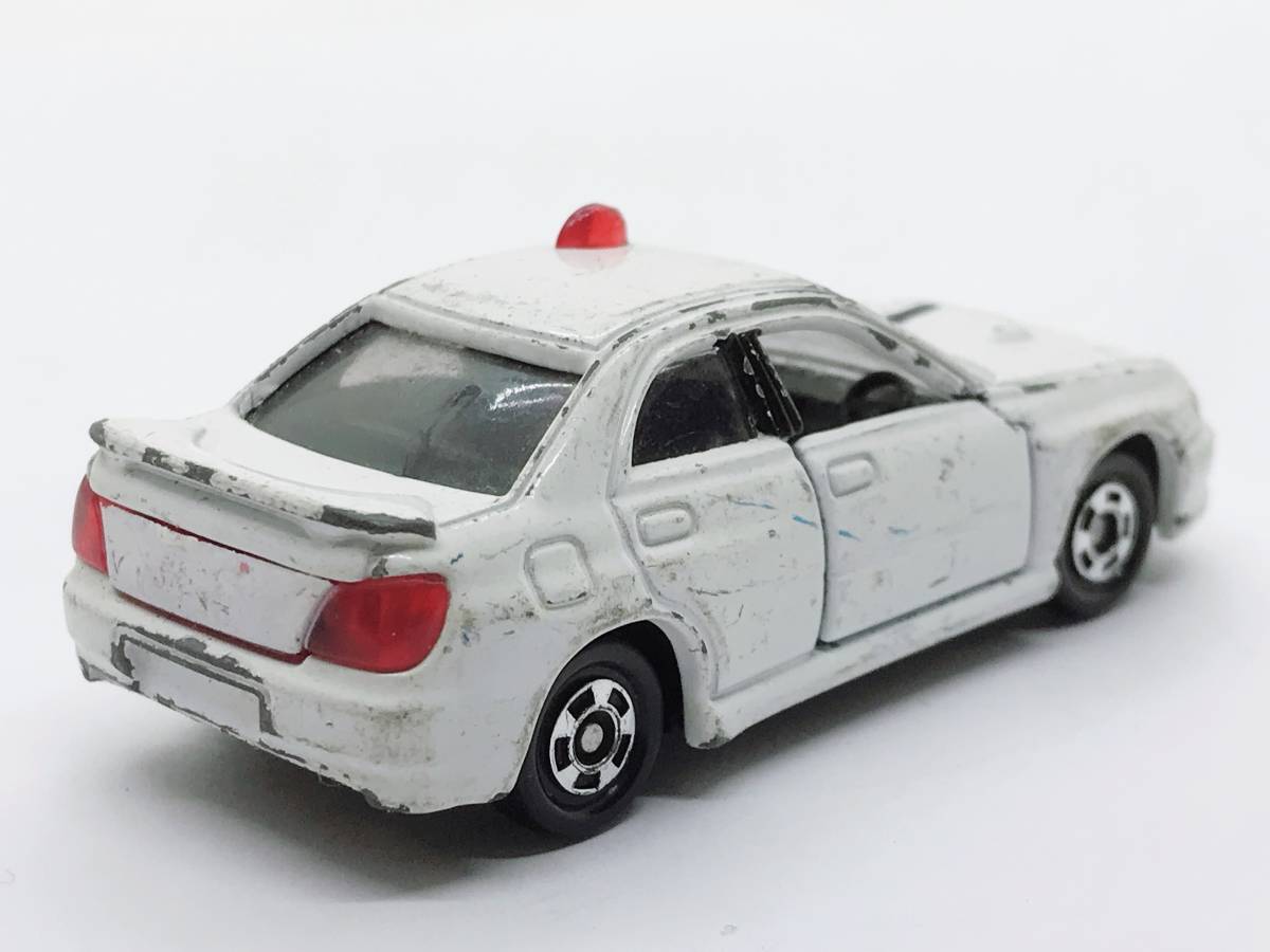 ン5★トミカ ミニカー 2000 スバル インプレッサWRX 覆面パトカー ホワイト No.54_画像2