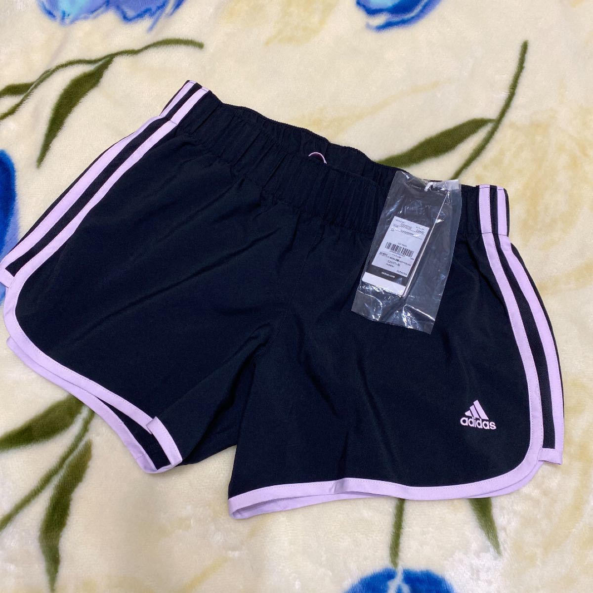 《新品未使用品》adidas トレニングショートパンツ 