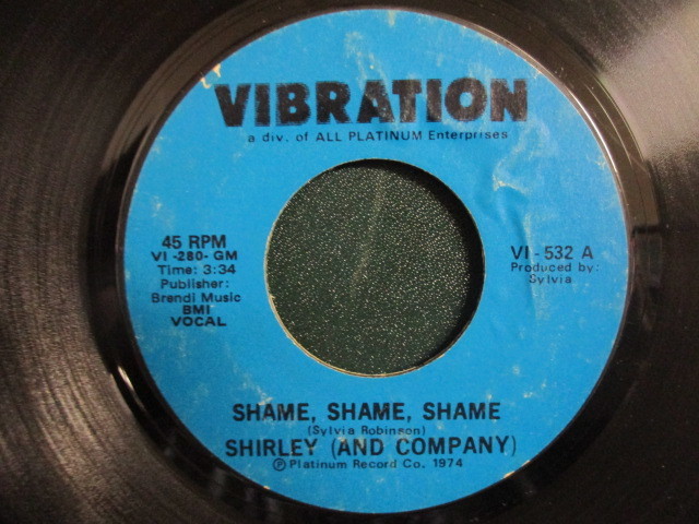 Shirley And Company ： Shame, Shame, Shame 7'' / 45s ★ Sylvia プロデュース / Disco Hit ! ☆ 落札5点で送料無料_画像1