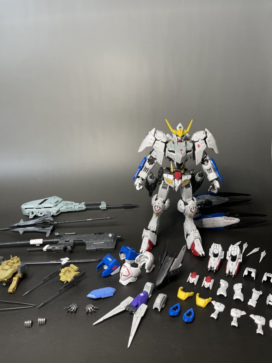 MG 1/100 Gundam bar batos+ enhancing parts set ( painting final product )
